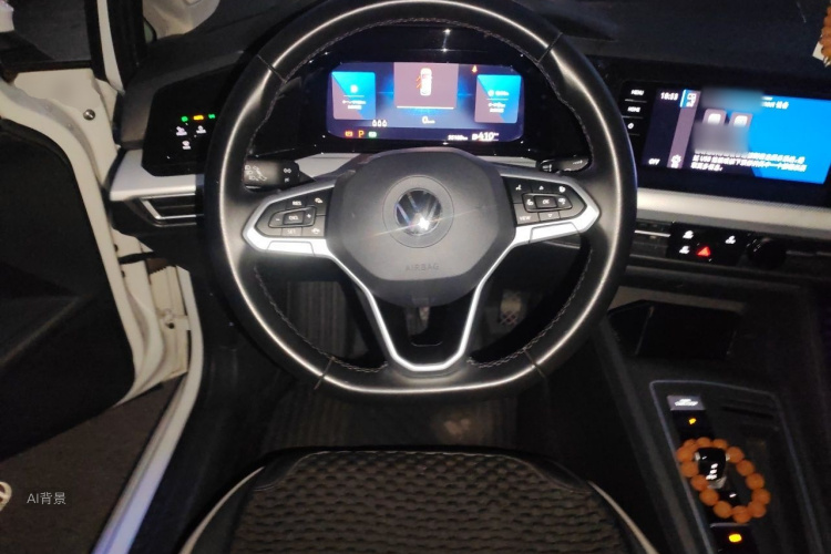 Volkswagen Golf 2021 car image #12