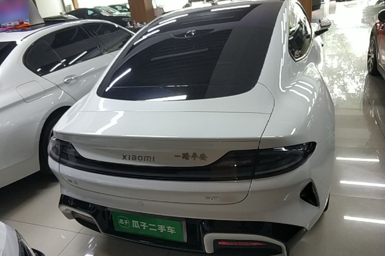 MI SU7 2024 car image #6