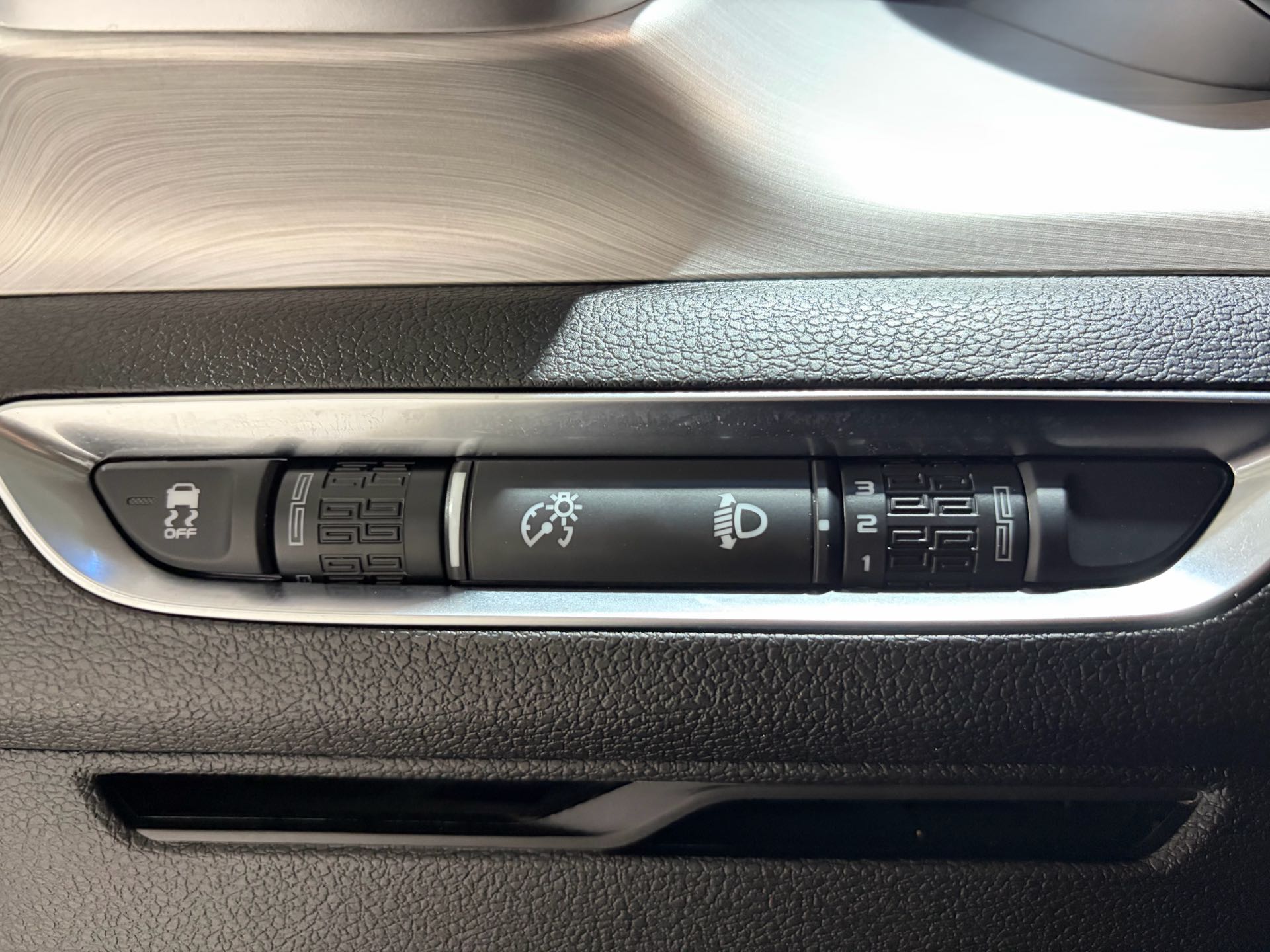 GEELY Coolray 2022 #10 GEELY Coolray 2022 car image #10