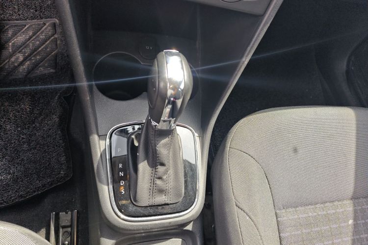 Volkswagen Polo 2018 صورة سيارة #18