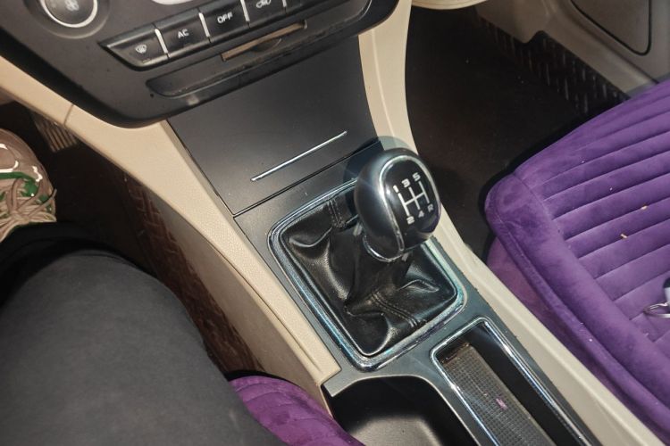 GEELY Emgrand 2017 #14 GEELY Emgrand 2017 car image #14