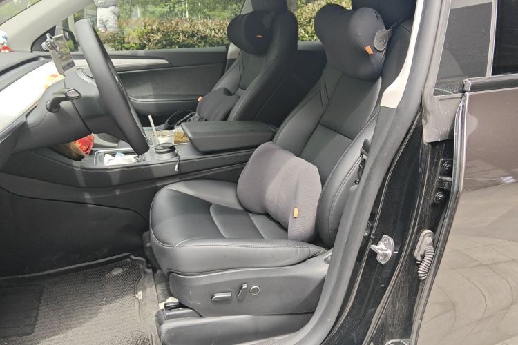 Tesla Model Y 2023 #19 Tesla Model Y 2023 car image #19