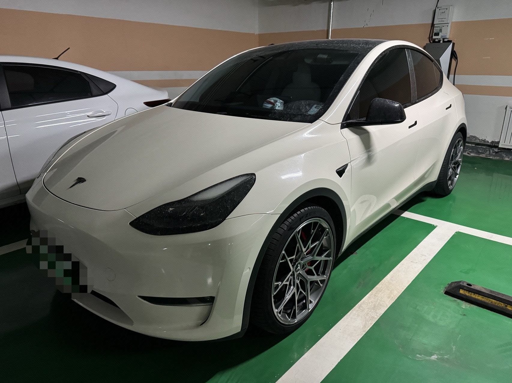 Tesla Model Y 2022 car image 