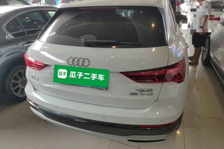 Audi Q3 2021 car image #6