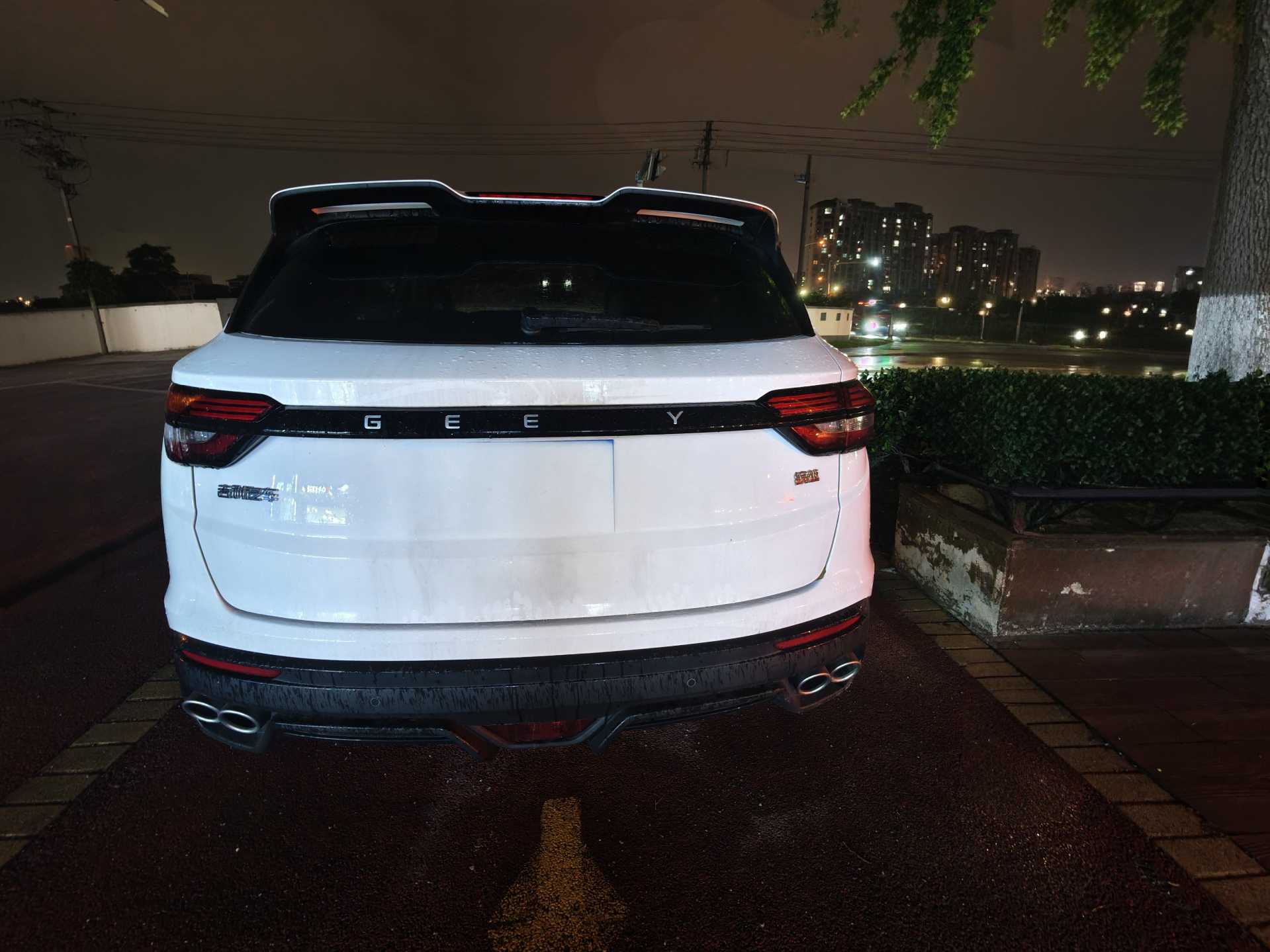 GEELY Coolray 2023 car image #3