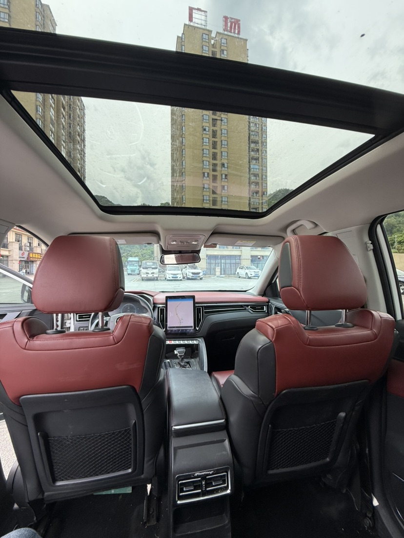 Forthing T5 2019 car image #8
