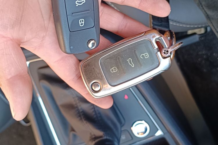 Volkswagen Lavida 2019 car image #9