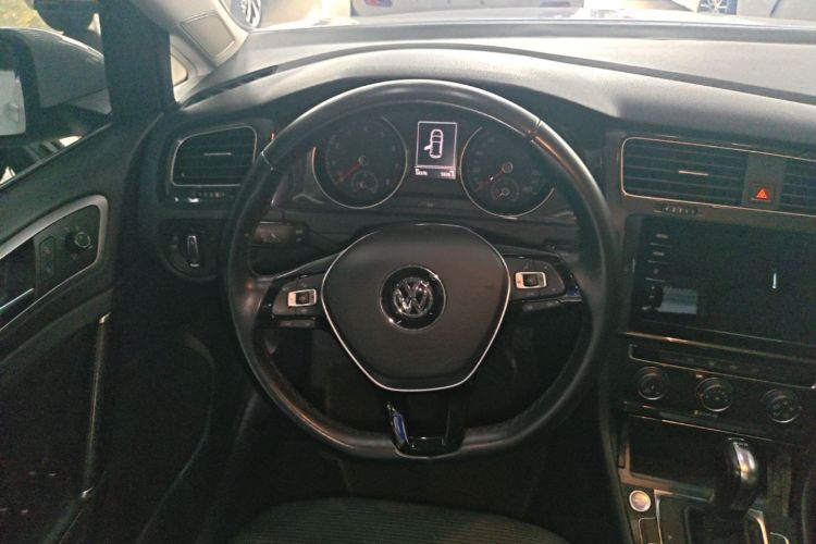 Volkswagen Golf 2020 #11 Volkswagen Golf 2020 صورة سيارة #11