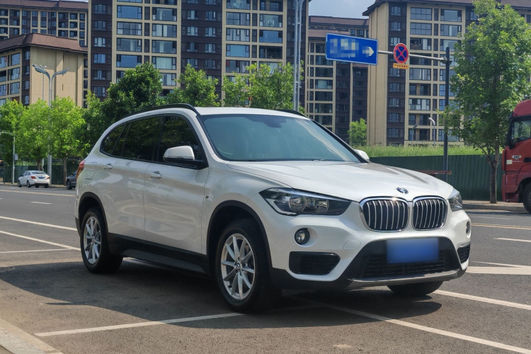 BMW X1 2018 immagine di auto #7