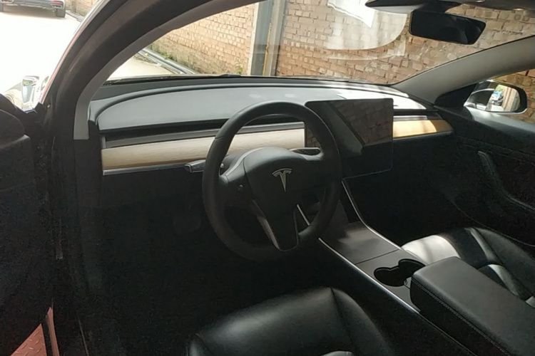 Tesla Model 3 2020 #10 Tesla Model 3 2020 car image #10