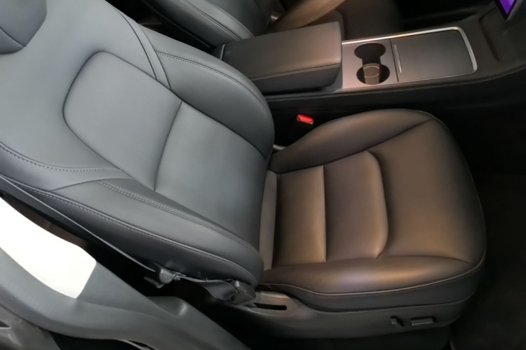 Tesla Model Y 2023 #24 Tesla Model Y 2023 صورة سيارة #24