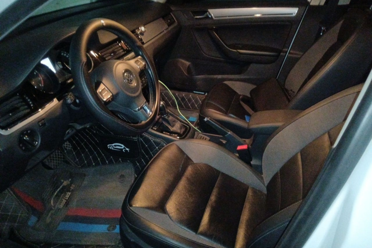 Volkswagen Bora 2016 car image #15