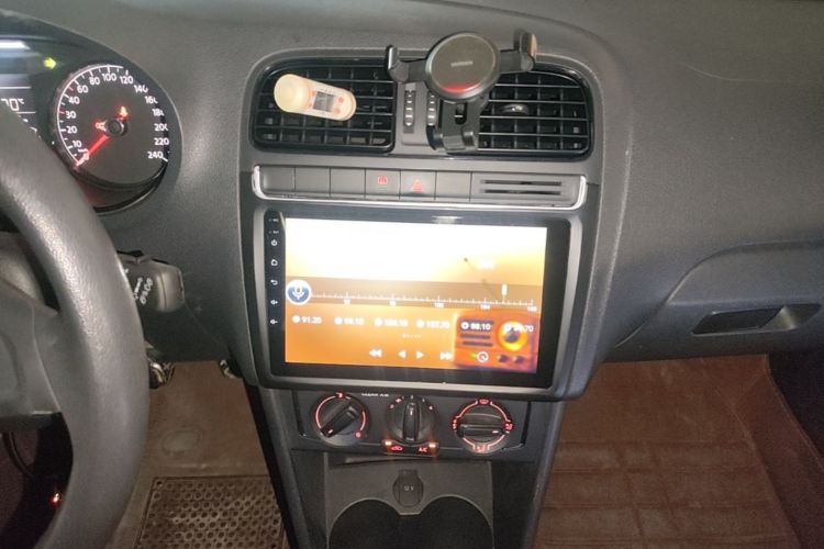 Volkswagen Polo 2017 #13 Volkswagen Polo 2017 car image #13