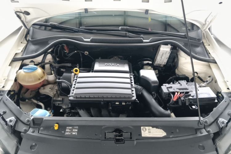 Volkswagen Polo 2017 car image #20