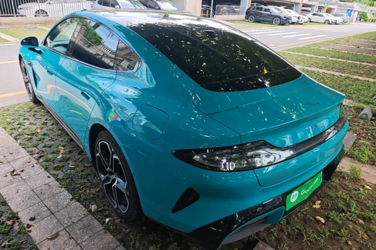 MI SU7 2024 car image #5