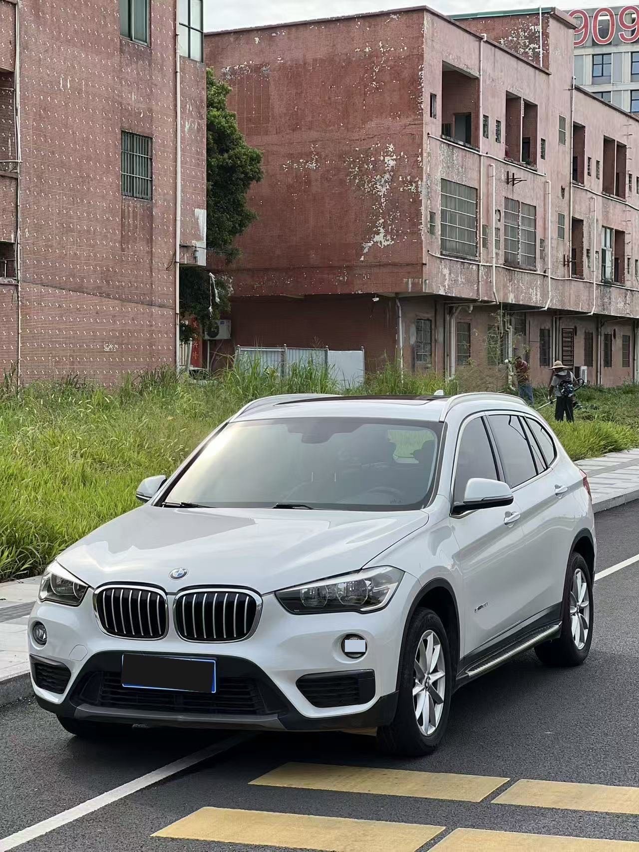 BMW X1 2017 #2 BMW X1 2017 car image #2