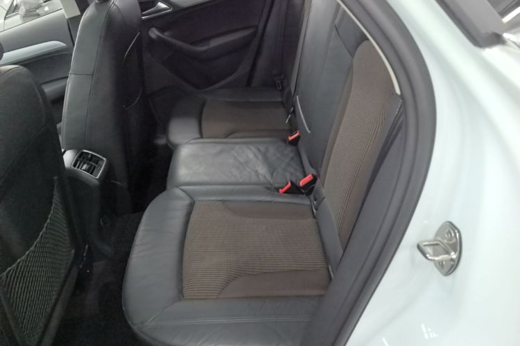 Audi Q3 2016 #17 Audi Q3 2016 car image #17