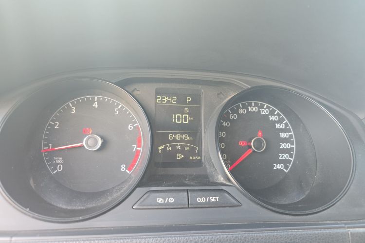 Volkswagen Lavida 2016 car image #12