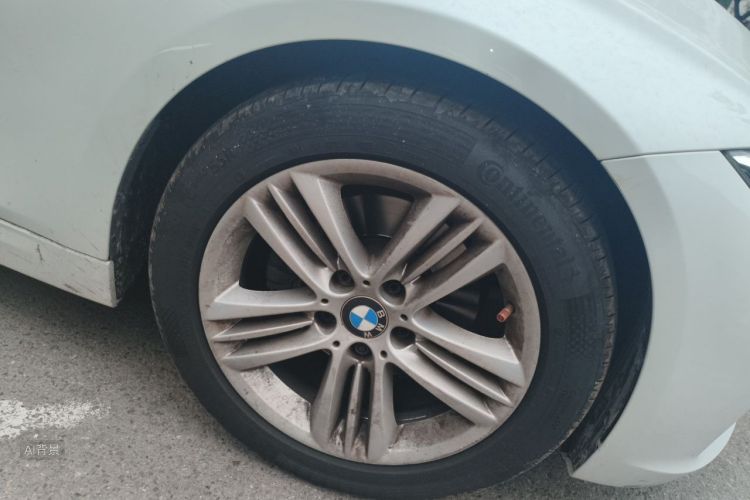 BMW 3 Series 2017 #9 BMW 3 Series 2017 car image #9