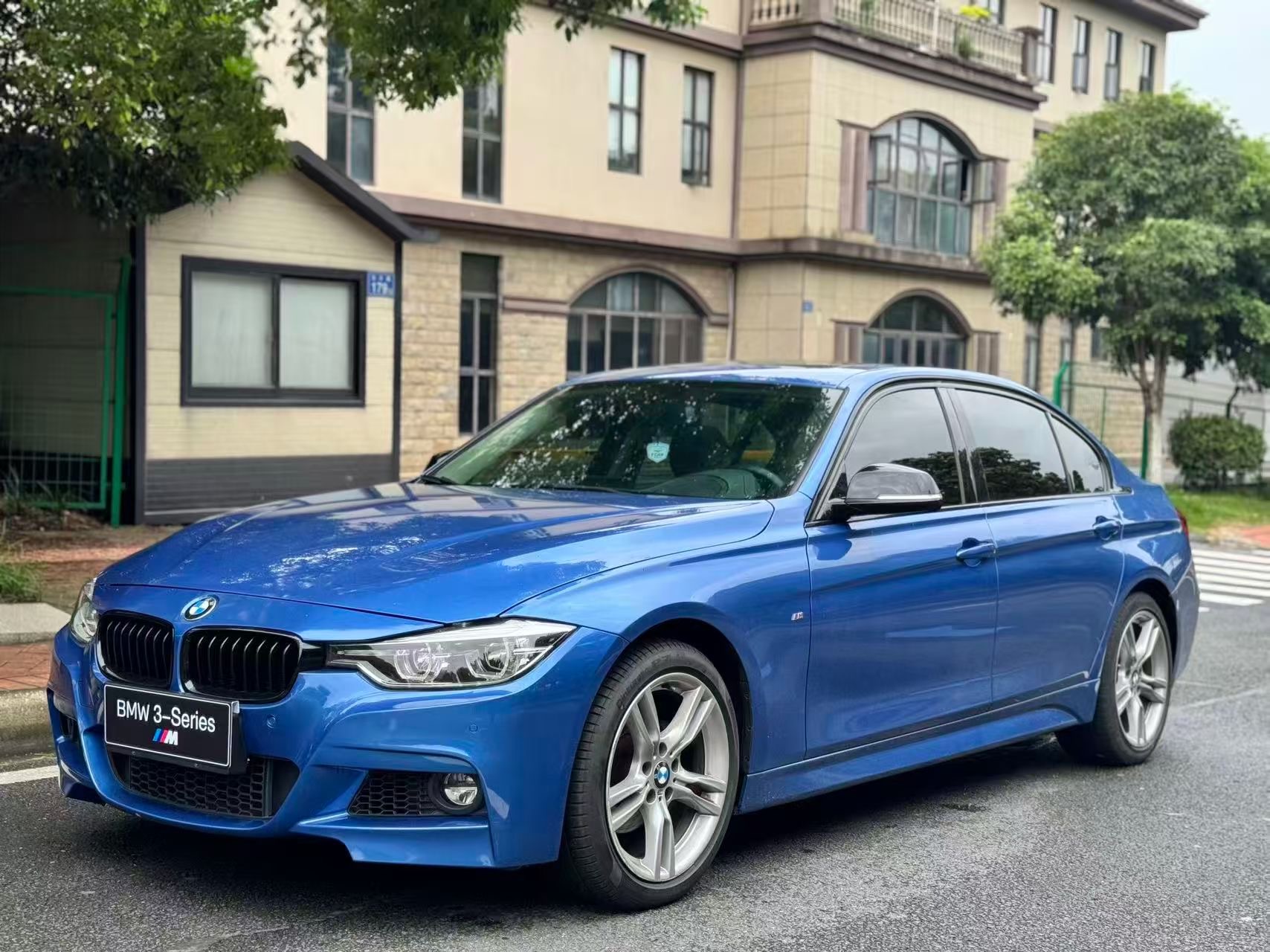 BMW 3 Series 2017 car image 