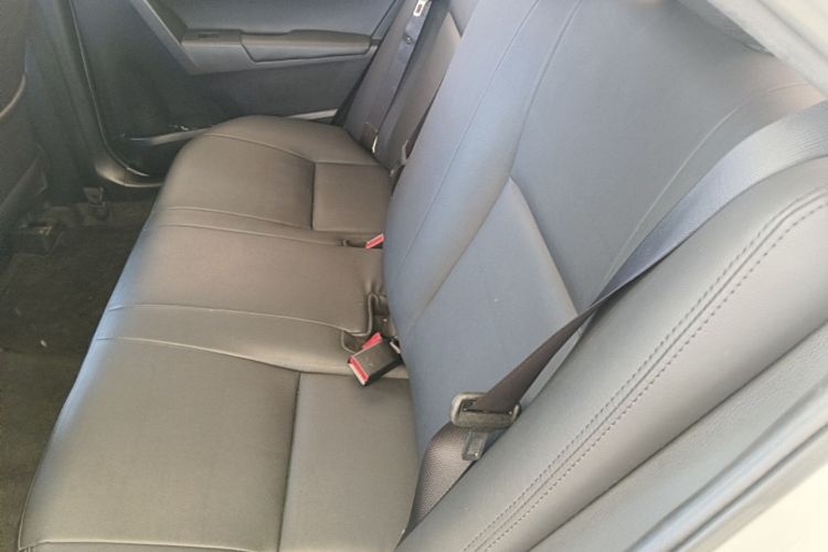 Toyota Corolla 2018 #17 Toyota Corolla 2018 car image #17