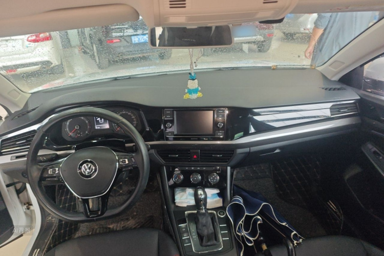 Volkswagen Bora 2020 car image #11