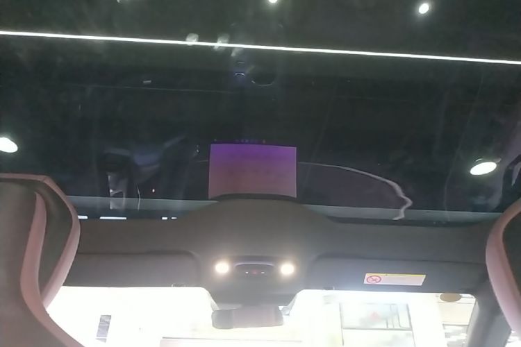 MI SU7 2025 car image #18