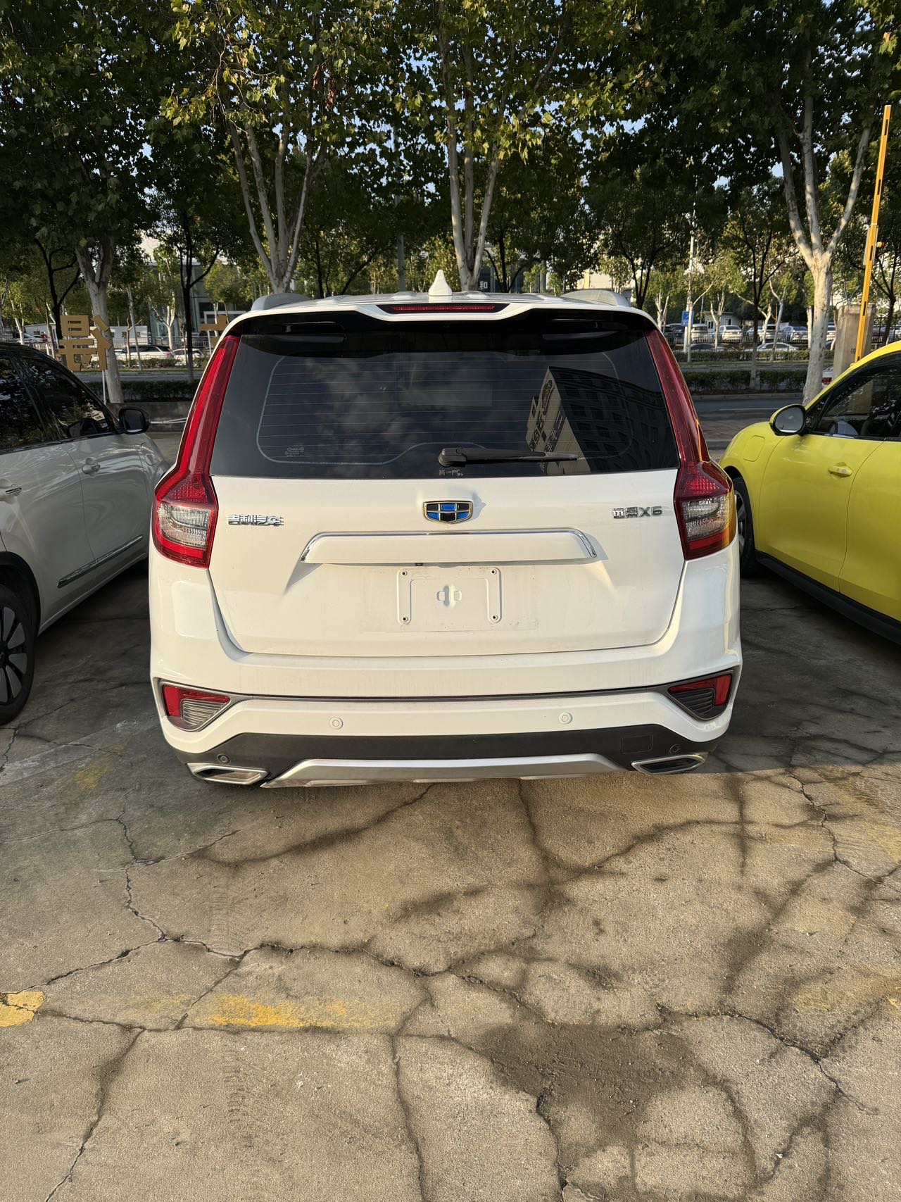 GEELY Vision X6 2019 car image #4
