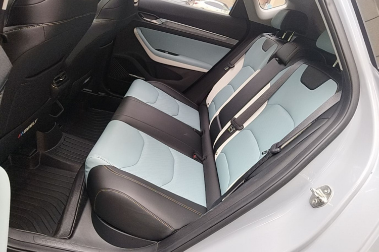 GEELY Emgrand S 2022 car image #17