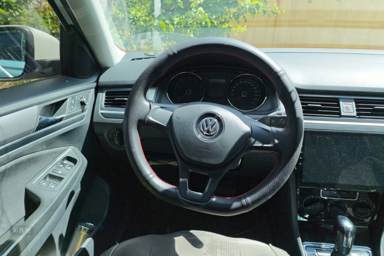 Volkswagen Bora 2021 car image #12