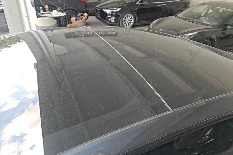 Tesla Model 3 2024 car image #25