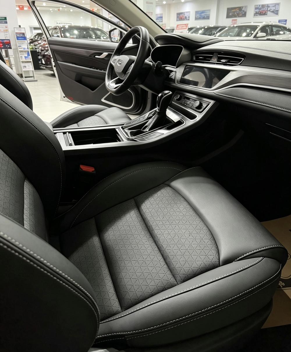 GEELY Emgrand 2020 #7 GEELY Emgrand 2020 car image #7