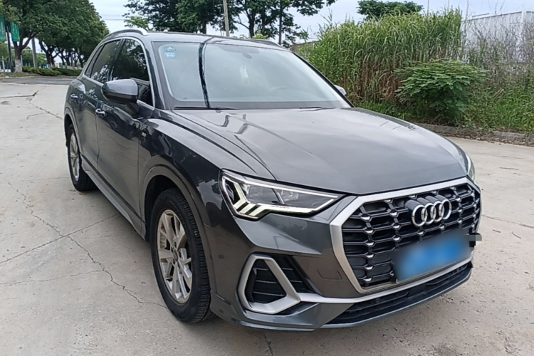 Audi Q3 2019 #4 Audi Q3 2019 car image #4