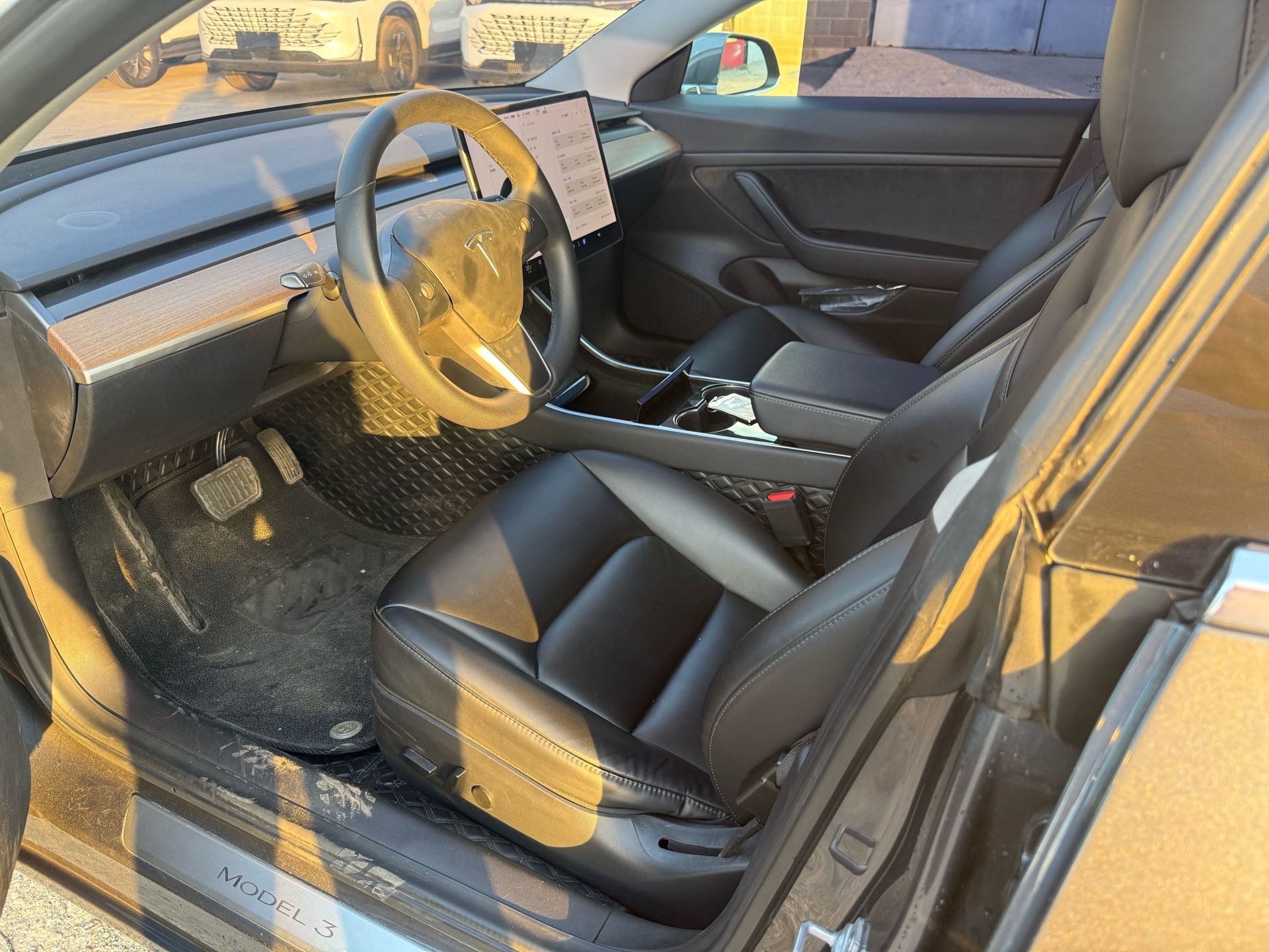 Tesla Model 3 2020 #4 Tesla Model 3 2020 car image #4