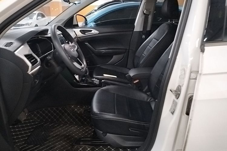 Volkswagen Tacqua 2021 #19 Volkswagen Tacqua 2021 صورة سيارة #19