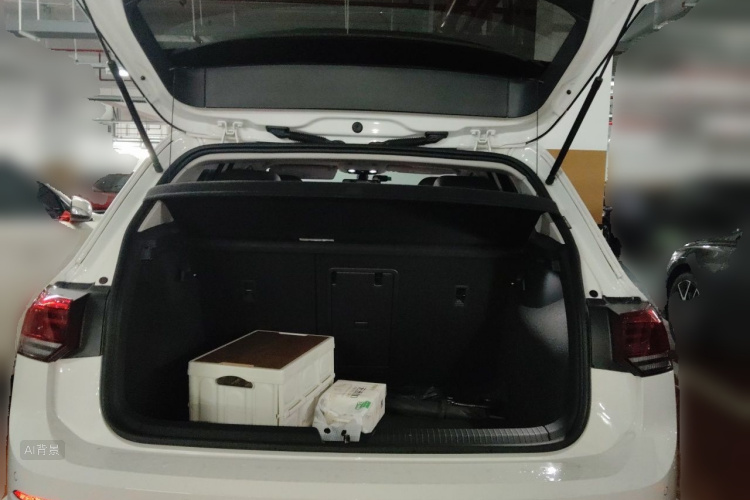 Volkswagen Golf 2022 car image #21