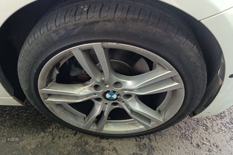 BMW 3 Series 2019 car image #9