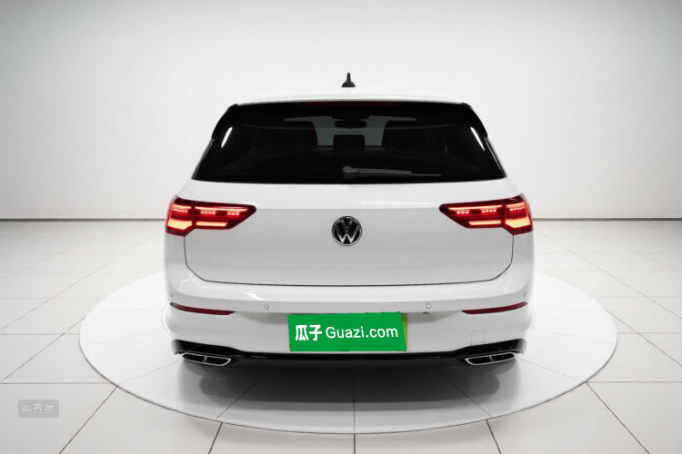 Volkswagen Golf 2024 car image #6