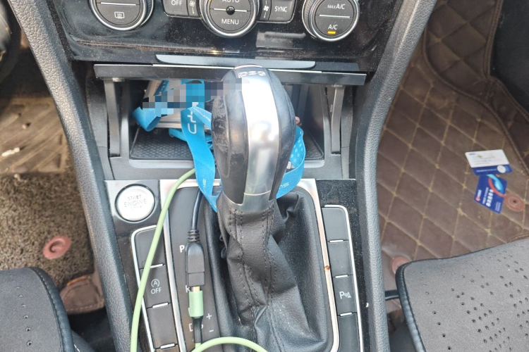 Volkswagen Golf 2015 #14 Volkswagen Golf 2015 car image #14