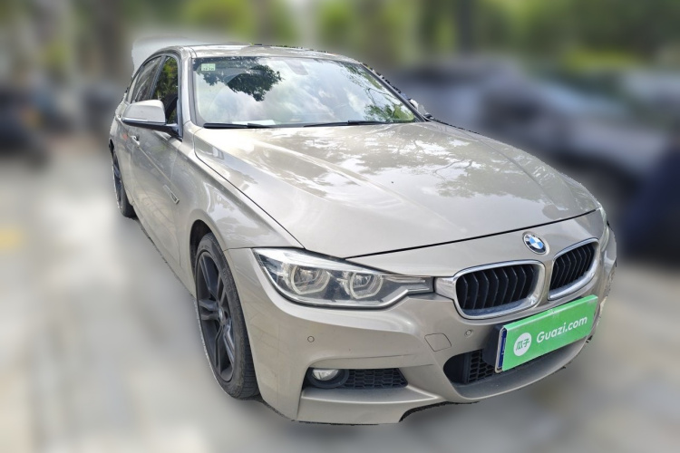 BMW 3 Series 2018 car image #4