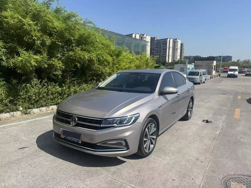 2020 2020 immagine di auto
