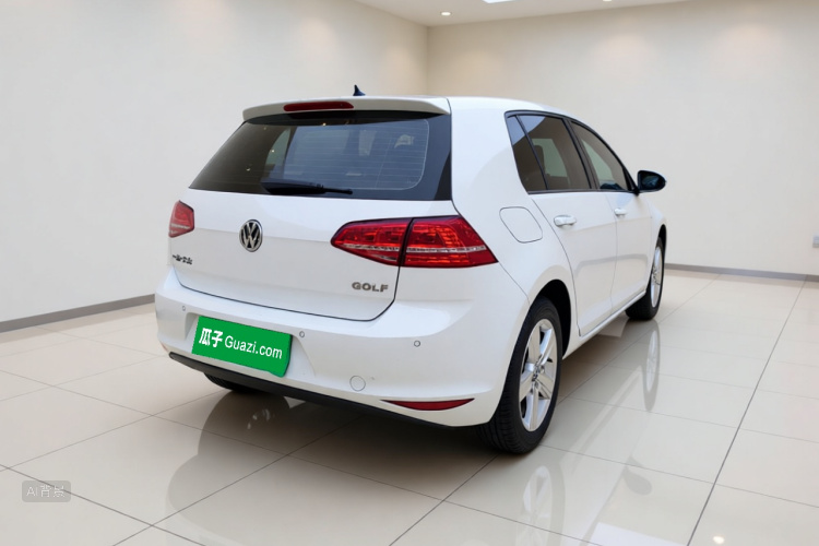 Volkswagen Golf 2015 car image #7