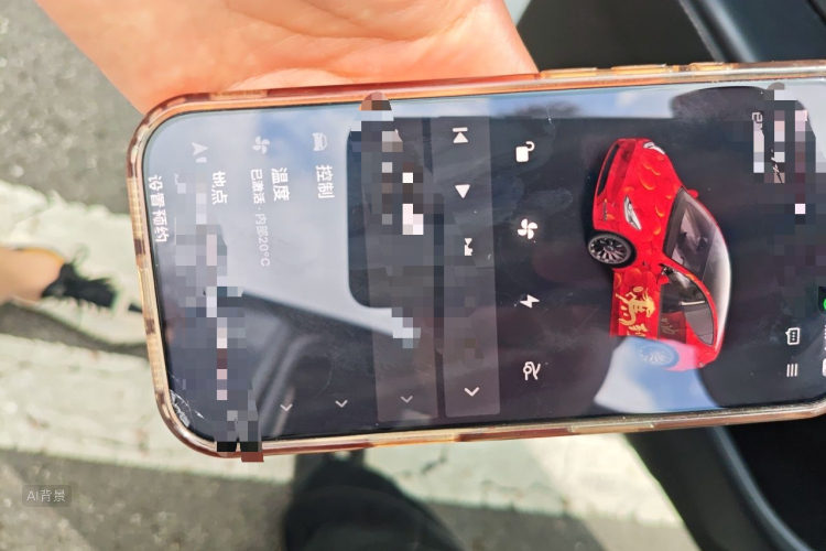 Tesla Model Y 2023 immagine di auto #10