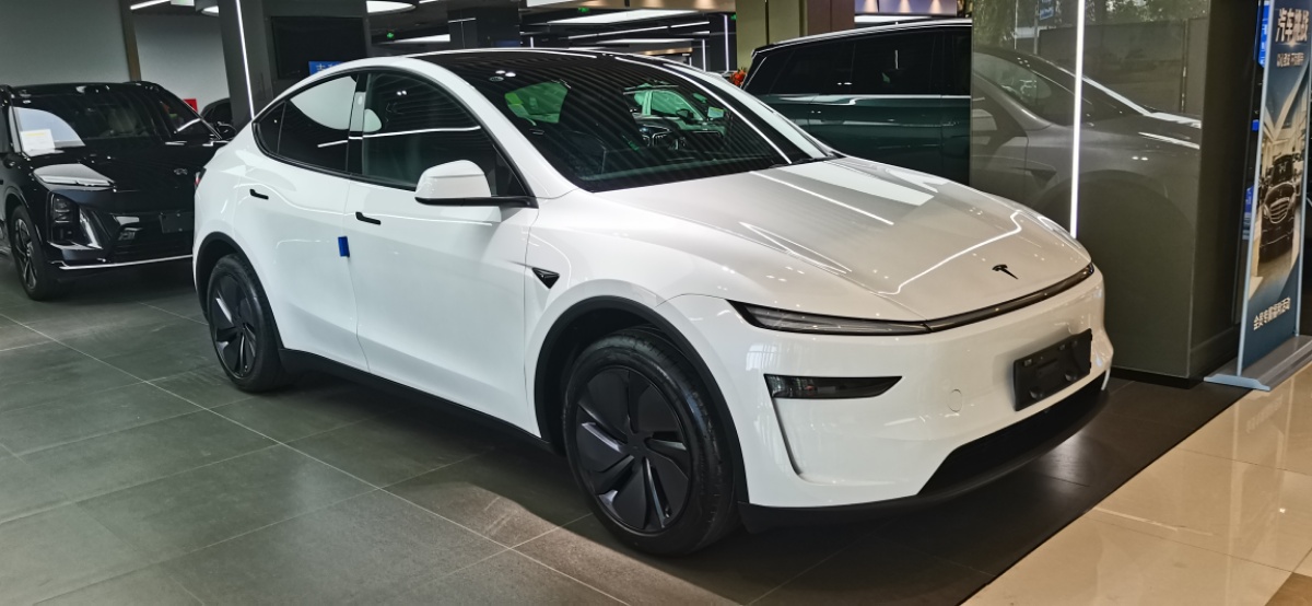 Tesla Model Y 2026 Tesla Model Y 2026 car image