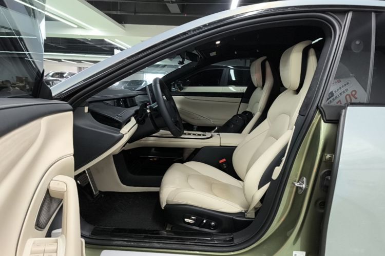 MI SU7 2025 car image #16