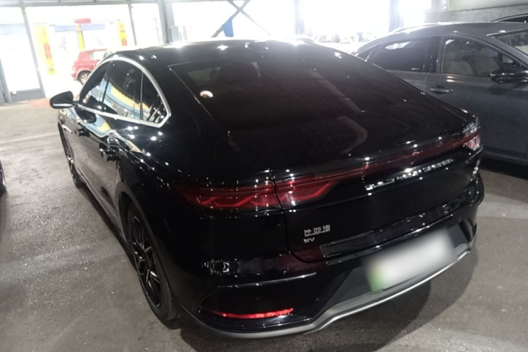 BYD Han 2025 immagine di auto #7