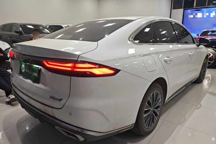 GEELY Emgrand 2025 изображение автомобиля #7
