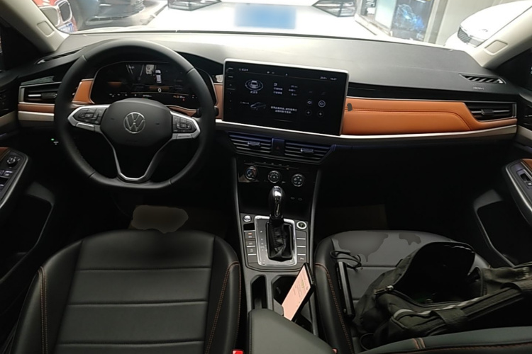 Volkswagen Bora 2022 immagine di auto #10