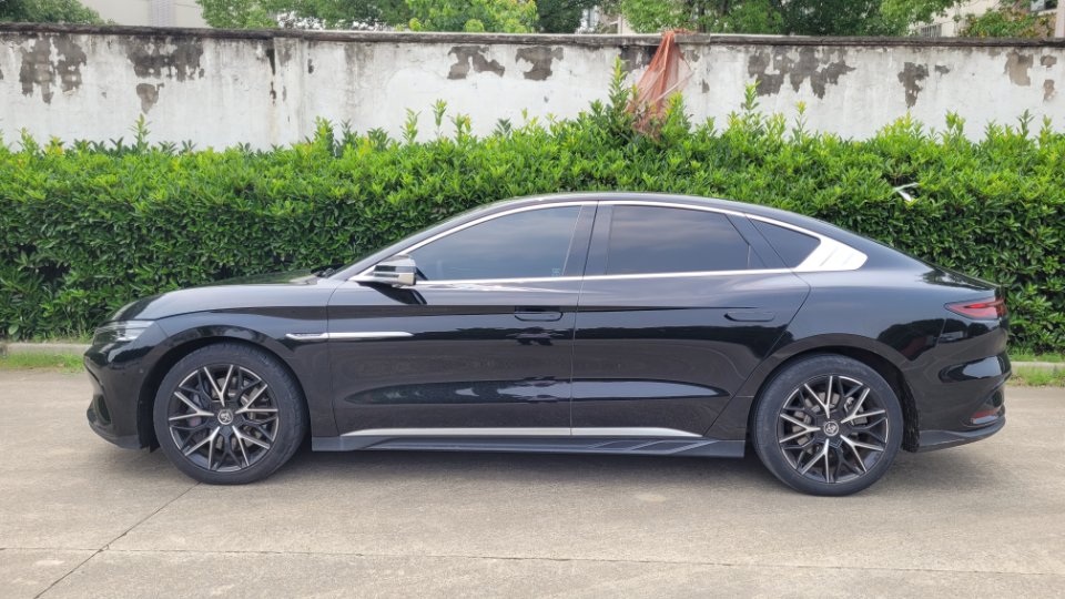 BYD Han 2022 car image #23
