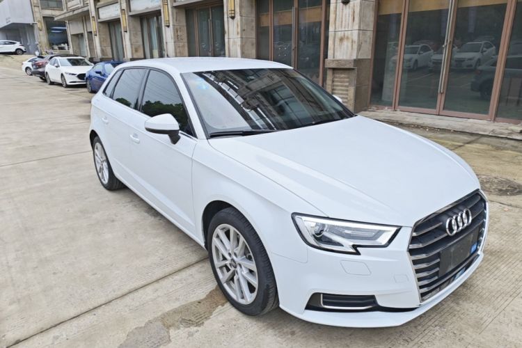 Audi A3 2020 immagine di auto #4
